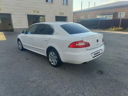 Skoda Superb 2012 года за 4 550 000 тг. в Караганда – фото 10