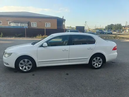 Skoda Superb 2012 года за 4 550 000 тг. в Караганда – фото 11