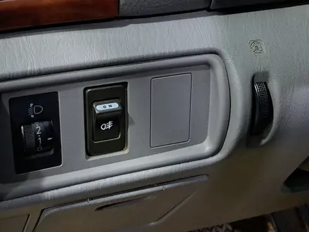 Toyota Camry 2005 года за 3 500 000 тг. в Астана – фото 18