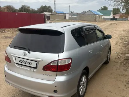 Toyota Ipsum 2002 года за 3 500 000 тг. в Атырау – фото 2