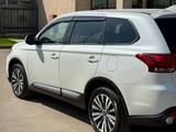 Mitsubishi Outlander 2022 года за 11 490 000 тг. в Алматы – фото 4