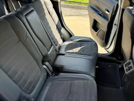 Mitsubishi Outlander 2022 года за 11 490 000 тг. в Алматы – фото 15
