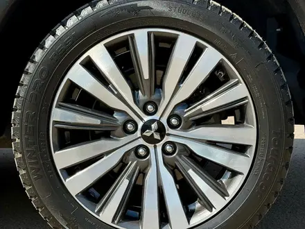 Mitsubishi Outlander 2022 года за 11 490 000 тг. в Алматы – фото 23