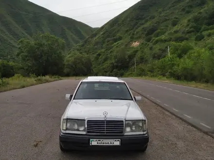 Mercedes-Benz E 200 1992 года за 1 500 000 тг. в Алматы – фото 5