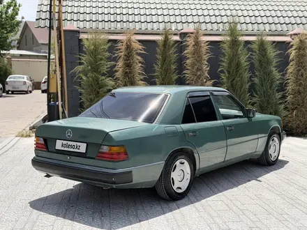 Mercedes-Benz E 200 1990 года за 980 000 тг. в Шымкент – фото 5