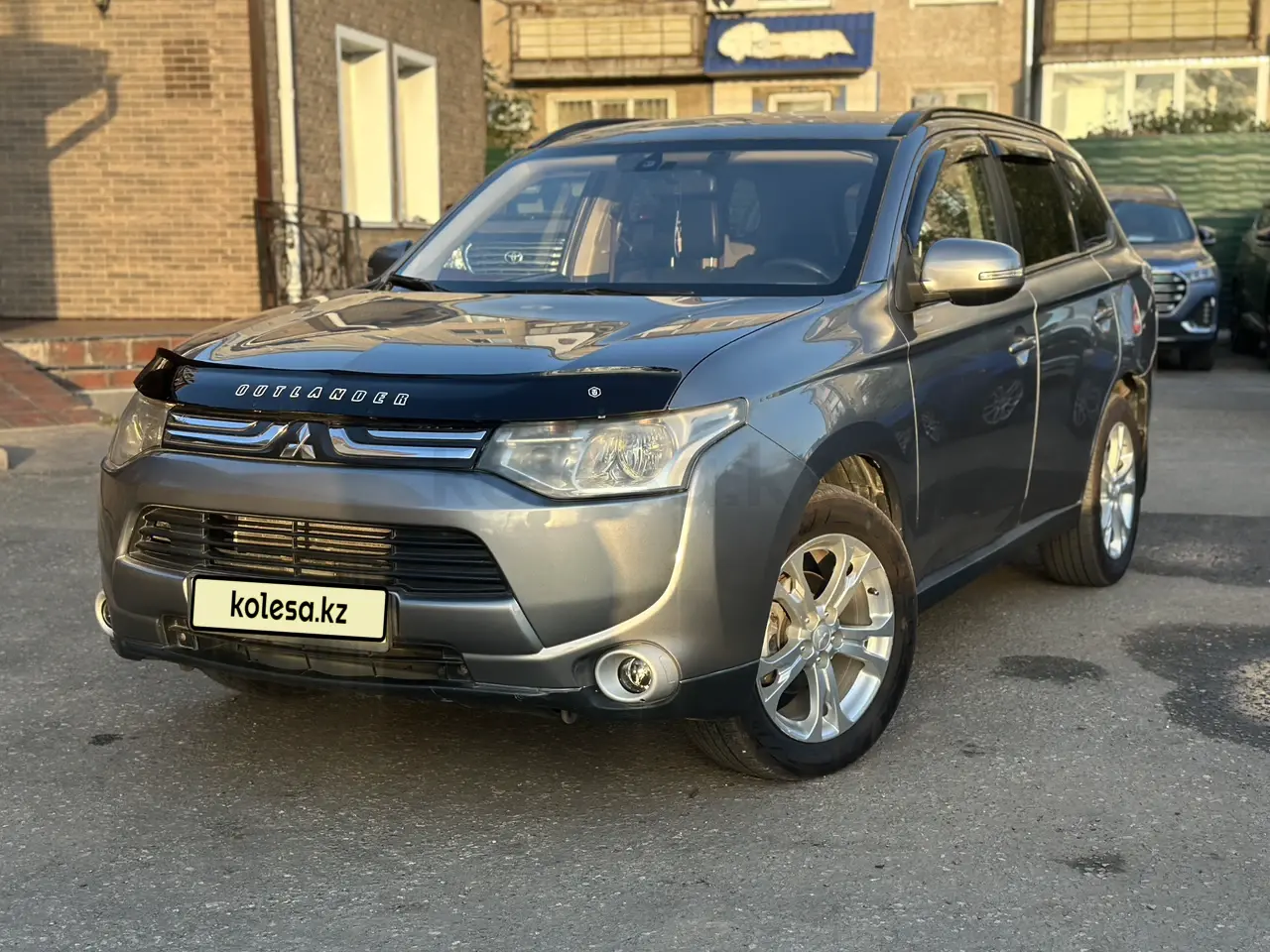 Mitsubishi Outlander, 2013