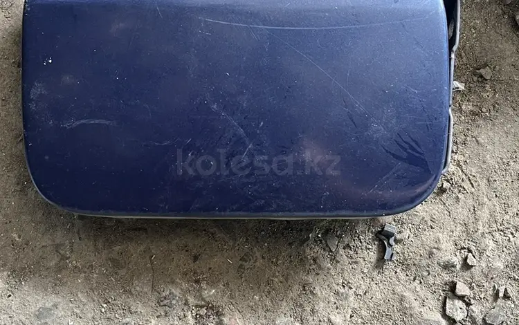 Лючок бензобака w210 w202 за 10 000 тг. в Алматы