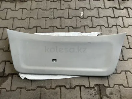 Обшивка на багажник в оригинале за 25 000 тг. в Алматы