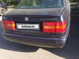 Volkswagen Passat 1994 годаүшін1 100 000 тг. в Экибастуз