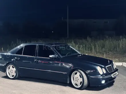 Mercedes-Benz E 430 2001 года за 5 700 000 тг. в Караганда