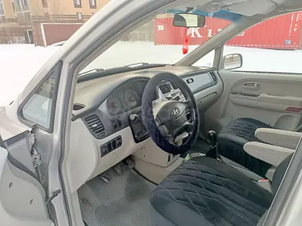 Hyundai Trajet 2006 года за 3 500 000 тг. в Петропавловск – фото 10