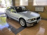 BMW 320 1995 годаүшін2 100 000 тг. в Алматы – фото 3