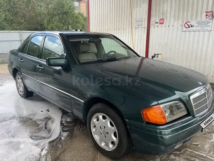 Mercedes-Benz C 280 1995 года за 1 700 000 тг. в Караганда – фото 3