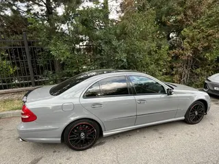 Mercedes-Benz E 500