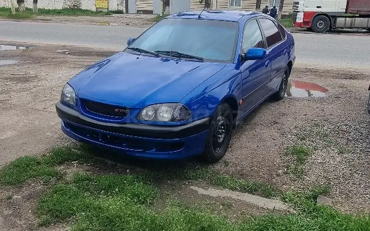 Toyota Avensis 1999 годаүшін2 300 000 тг. в Тараз