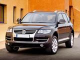 Стекла фар Volkswagen touareg за 33 000 тг. в Алматы