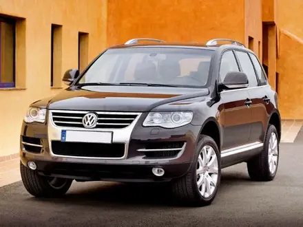 Стекла фар Volkswagen touareg за 33 000 тг. в Алматы