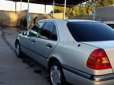 Mercedes-Benz C 180 1995 года за 1 500 000 тг. в Тараз – фото 5