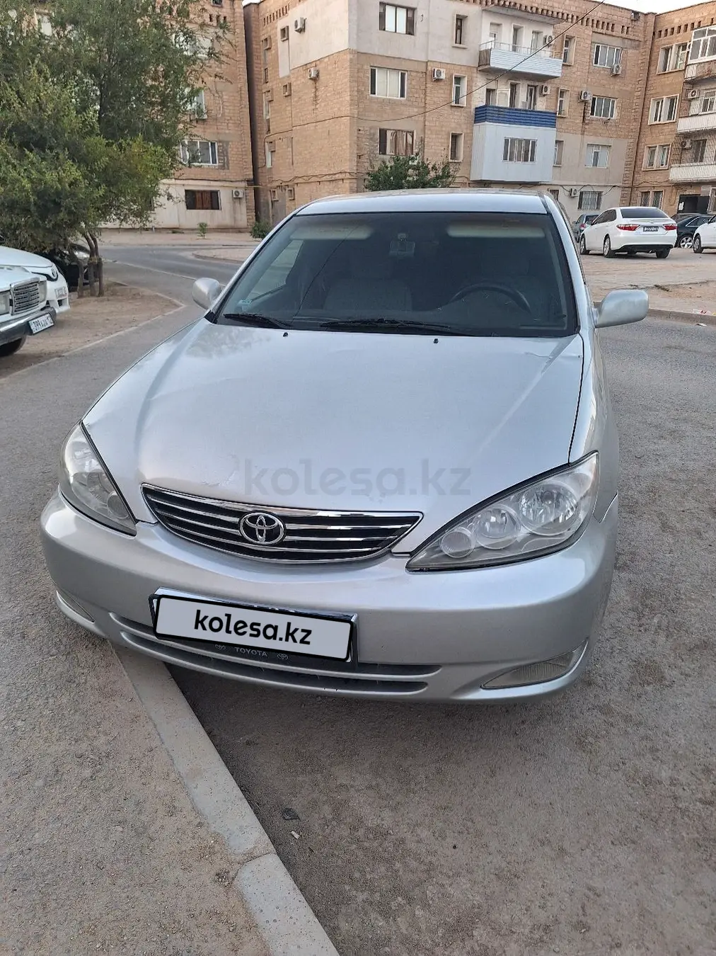 Toyota Camry, 2004