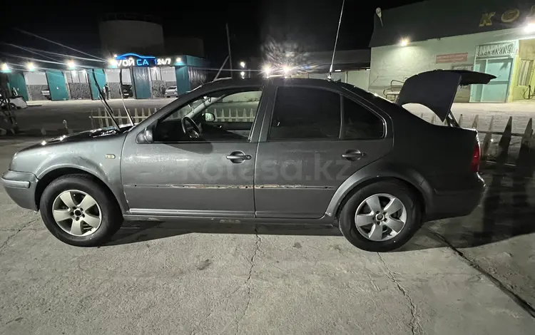 Volkswagen Jetta 2003 годаfor1 500 000 тг. в Жанаозен