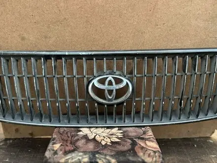 Решетка радиатора Toyota Aristo 160кузов за 16 000 тг. в Алматы