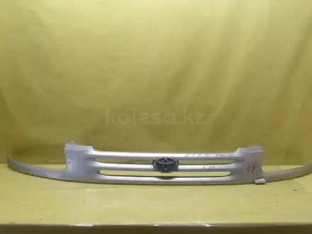Решетка радиатора Toyota Raum EXZ10 за 20 000 тг. в Караганда