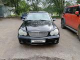 Mercedes-Benz C 240 2001 годаүшін2 200 000 тг. в Уральск
