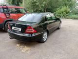 Mercedes-Benz C 240 2001 годаүшін2 200 000 тг. в Уральск – фото 4