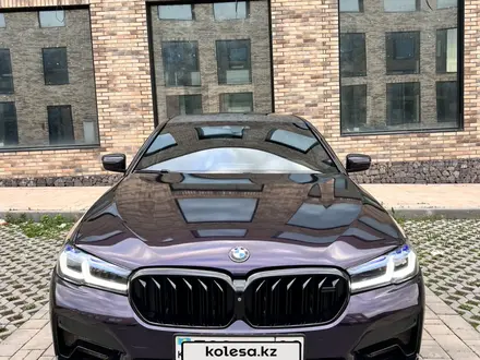 BMW 540 2017 года за 23 000 000 тг. в Алматы – фото 2