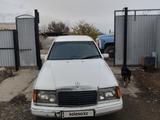 Mercedes-Benz E 200 1989 годаfor1 000 000 тг. в Жаркент