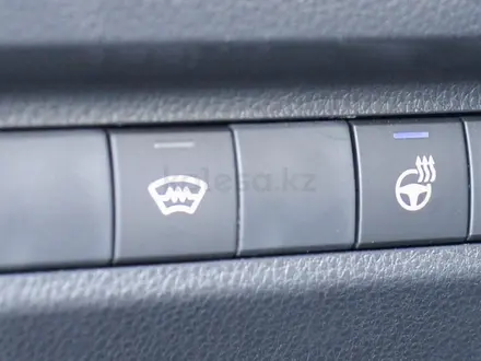 Toyota RAV4 Luxe 2025 года за 20 990 000 тг. в Шымкент – фото 23