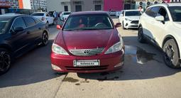 Toyota Camry 2002 годаүшін3 300 000 тг. в Астана