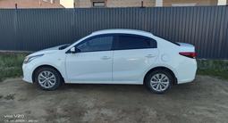 Kia Rio 2018 года за 6 150 000 тг. в Актобе – фото 3