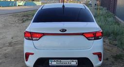 Kia Rio 2018 года за 6 150 000 тг. в Актобе – фото 4