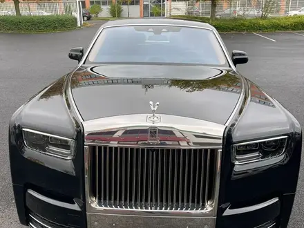 Rolls-Royce Phantom 2023 года за 450 000 000 тг. в Алматы