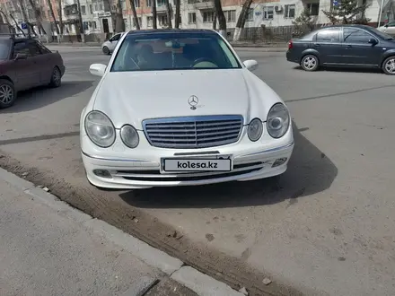 Mercedes-Benz E 320 2002 года за 6 100 000 тг. в Павлодар – фото 3