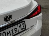 Lexus ES 250 2020 года за 18 900 000 тг. в Актау – фото 4