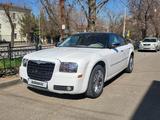 Chrysler 300C 2008 годаүшін4 800 000 тг. в Алматы