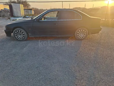 BMW 523 1997 года за 1 700 000 тг. в Алматы