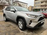 Toyota RAV4 2021 годаfor16 000 000 тг. в Актау – фото 4