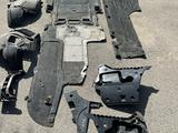 Подкрылки защиты днища за 5 000 тг. в Алматы