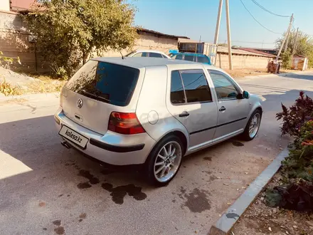 Volkswagen Golf 2001 года за 2 250 000 тг. в Шымкент – фото 2