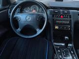 Mercedes-Benz E 280 2001 годаүшін5 700 000 тг. в Караганда – фото 2