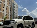 Toyota Land Cruiser 2016 годаүшін29 500 000 тг. в Алматы