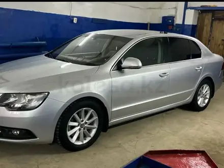 Skoda Superb 2014 года за 7 900 000 тг. в Костанай