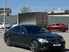 Mercedes-Benz S-Class, 2005