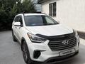 Hyundai Santa Fe 2016 годаүшін12 000 000 тг. в Алматы