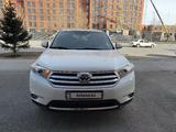 Toyota Highlander 2012 года за 11 400 009 тг. в Астана