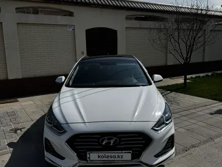 Hyundai Sonata 2018 года за 8 000 000 тг. в Шымкент – фото 3