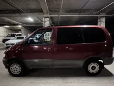Nissan Serena, 1995